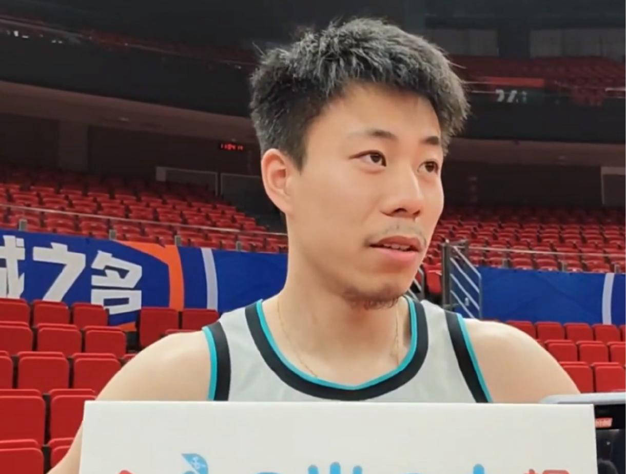 关于球员备战状态良好，备战未来挑战意气风发的信息