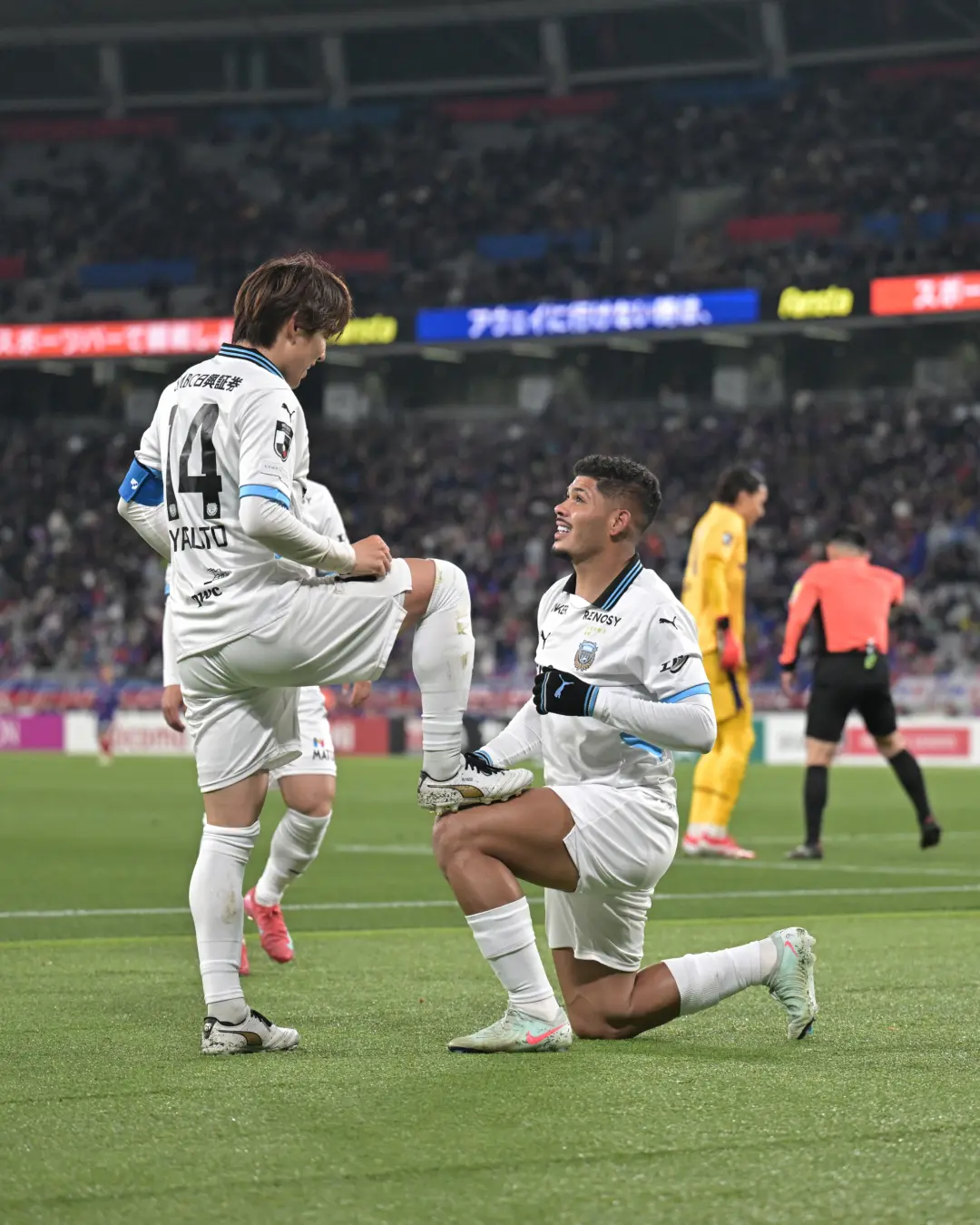 东京FC赢得精彩胜利,晋级淘汰赛 东京FC赢得精彩胜利,晋级淘汰赛