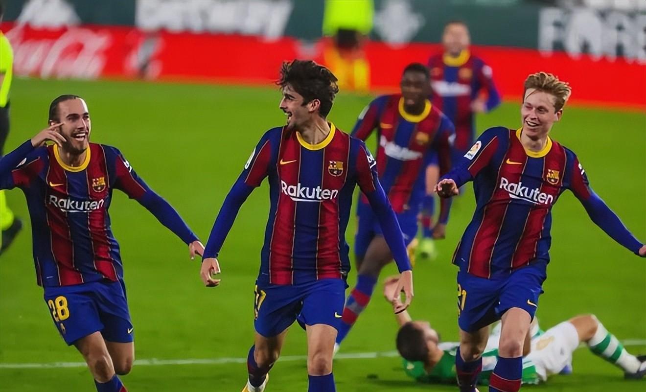 瓦伦西亚主场-击败皇家社会，积分榜上升的简单介绍