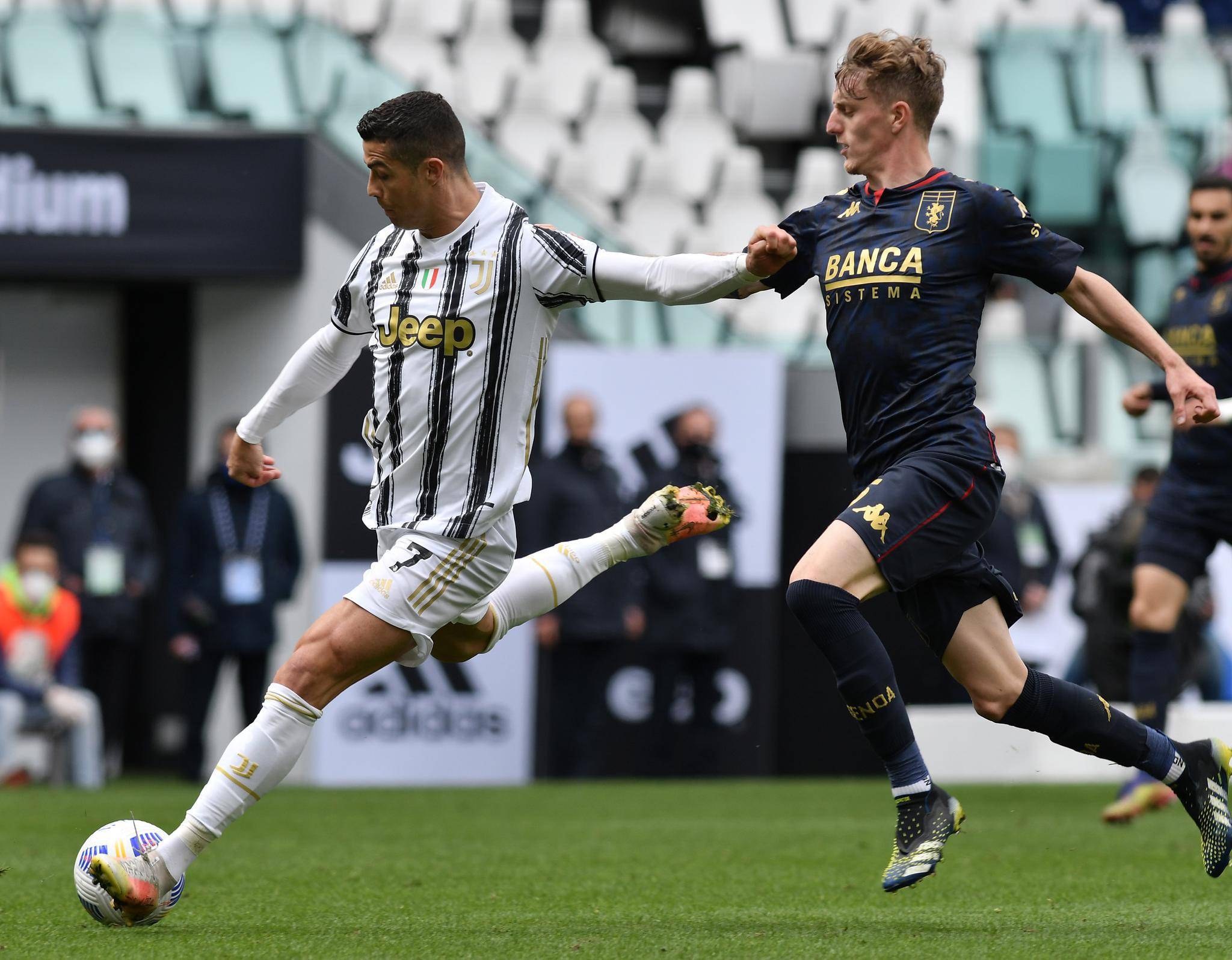 尤文图斯vs乌迪内斯:势均力敌 尤文图斯vs乌迪内斯:势均力敌