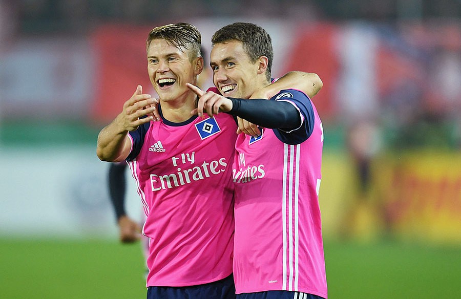 汉堡前锋持续破门,成为球队得分王的简单介绍 汉堡前锋持续破门,成为球队得分王的简单介绍