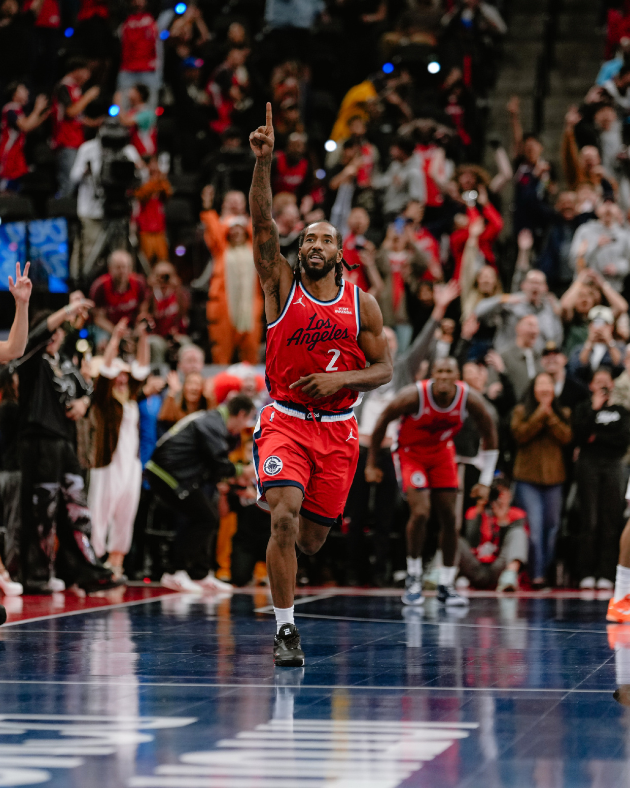 快船险胜鹈鹕，锡安统治全场