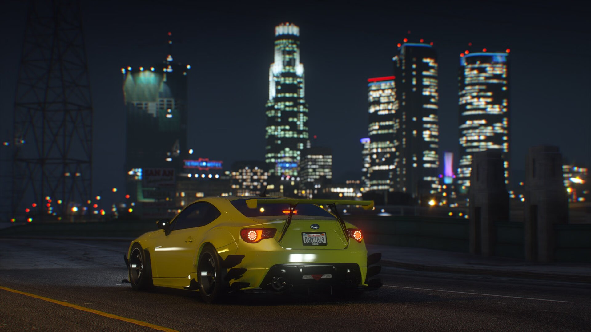 引擎轰鸣与球场呐喊,当F1揭幕战速光遇上国王封锁掘金的铁壁