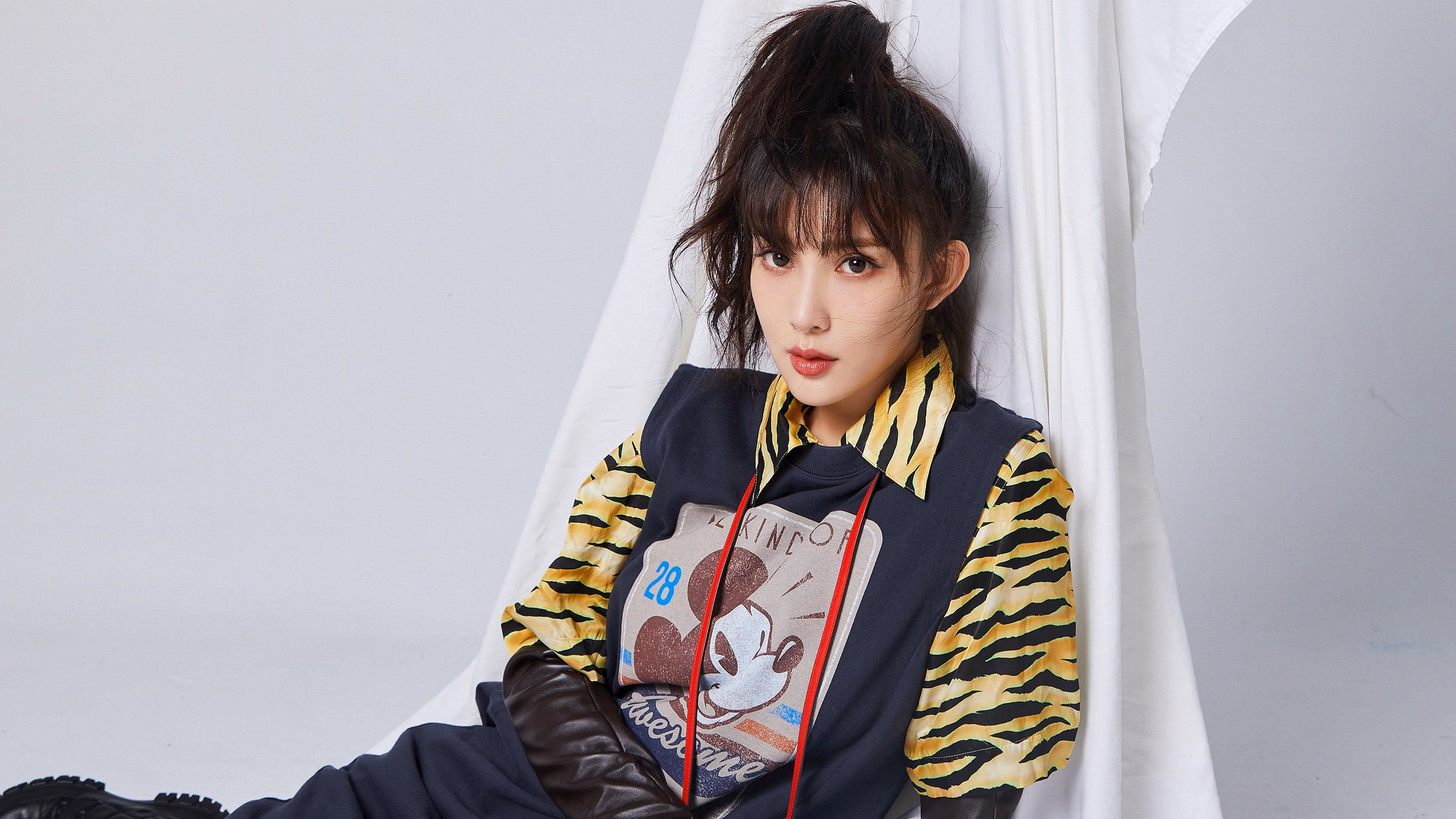 足球之夜的双重惊喜,凯塞多临危救主,卡塔尔横扫智利,定义足球的唯一性